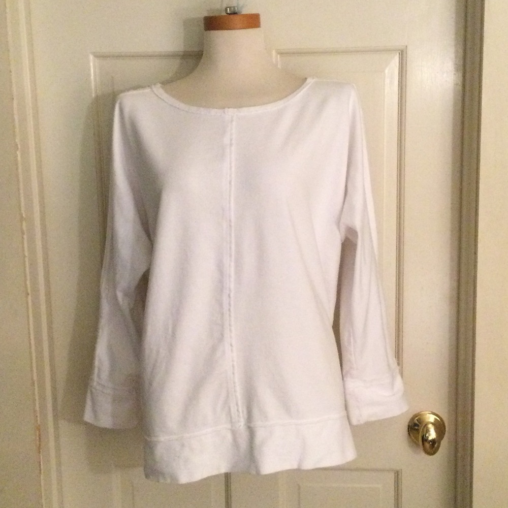 Chico’s Zenergy Cold shoulder Top